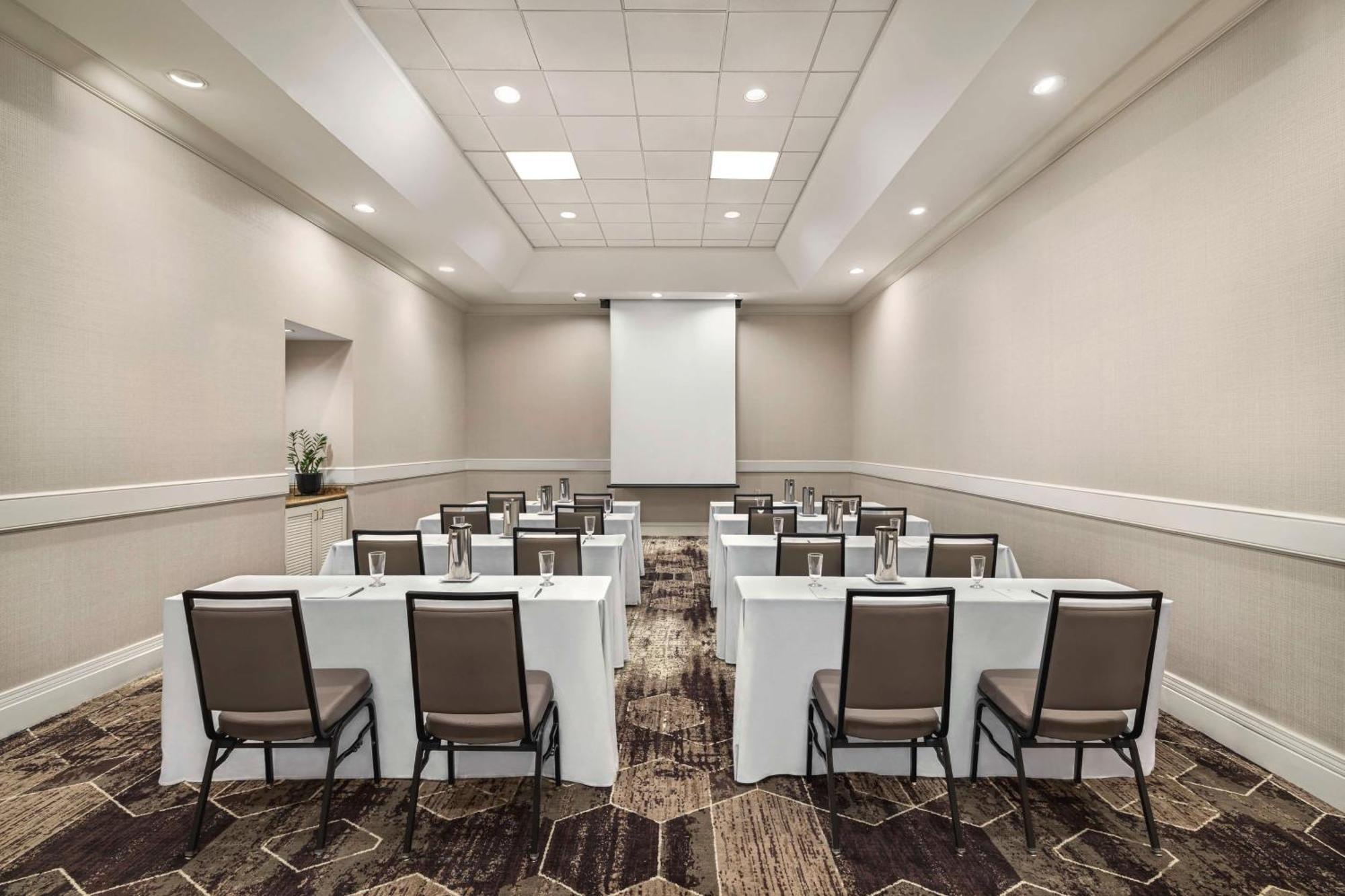 Embassy Suites By Hilton Phoenix Downtown North Экстерьер фото
